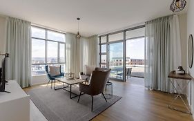 Axis Luxury Apartments By Century City Hotels